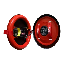 Fire Combo - vista frontale con lo scudo chiuso